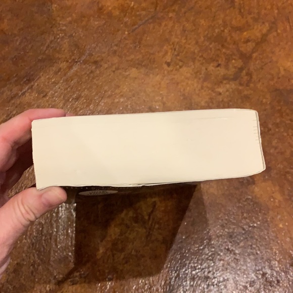 Beautiful Creatures Book - Picture 6 of 8